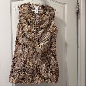 Liz & Co. Sleeveless blouse with side slits size S